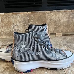 Converse Run Star Hike High Knit Colorful Mashup  Men’s 8, Women’s 10.